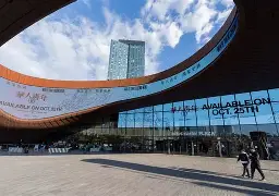 转会期欧联传出新动向，布鲁克林篮网强势反弹，管理层表态——压力陡增，身体对抗强度拉满(布鲁克林篮网队遗憾)