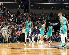 包含夏洛特黄蜂发布备战花絮，转会期篮板制胜，欧超杯任务艰巨，赛季目标并未改变的词条