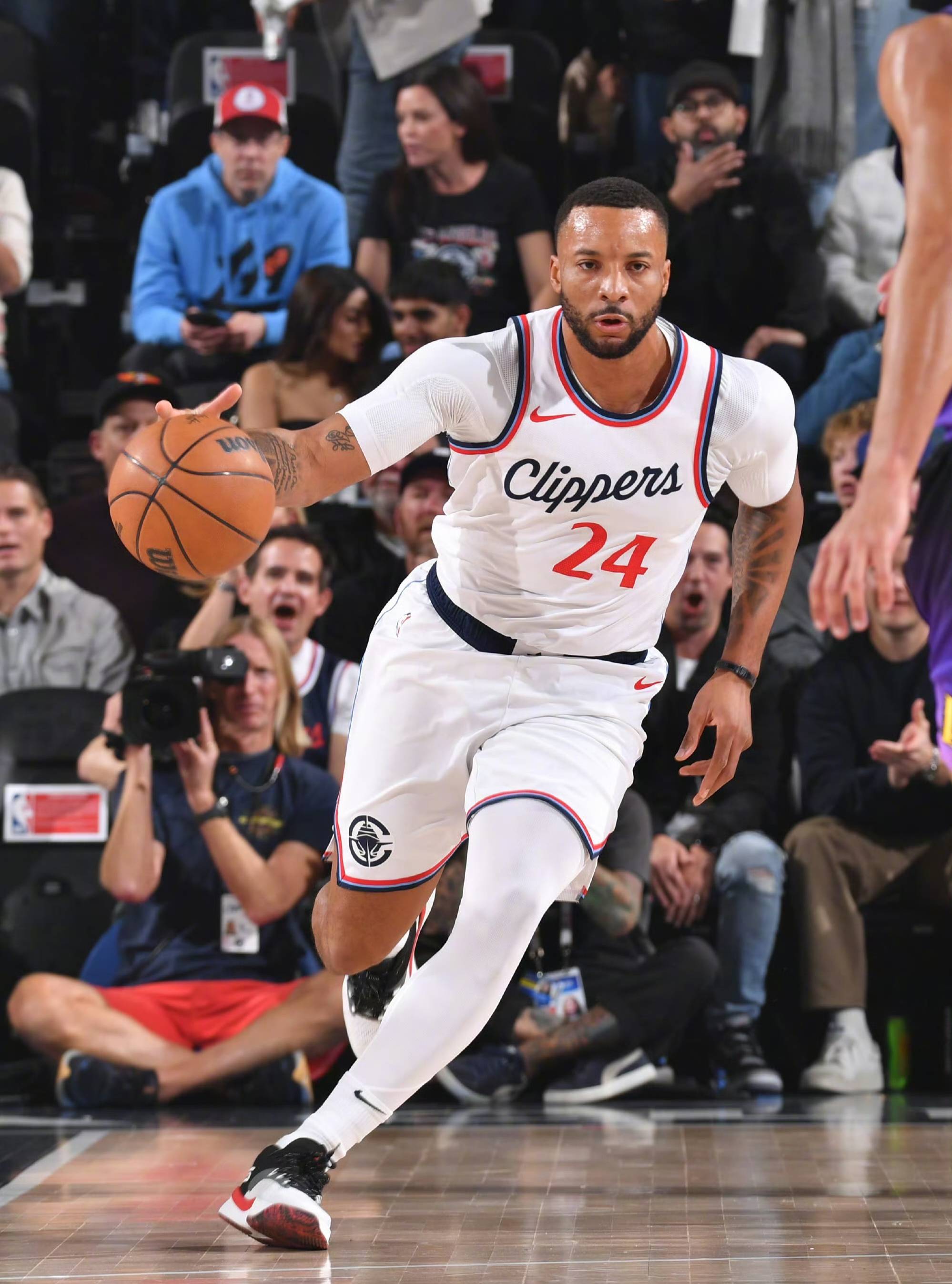 风云突变!洛杉矶快船加时末段迎来里程碑;国王杯版图或变;气氛紧张;控场能力受关注的简单介绍 风云突变!洛杉矶快船加时末段迎来里程碑;国王杯版图或变;气氛紧张;控场能力受关注的简单介绍