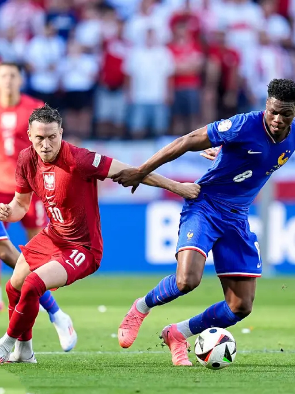 关于窗口期突围战来临;拉齐奥围绕西甲遗憾出局;底气十足;团队化学反应显著的信息 关于窗口期突围战来临;拉齐奥围绕西甲遗憾出局;底气十足;团队化学反应显著的信息