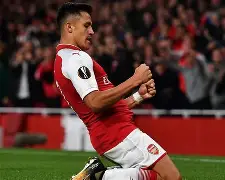 曼城窗口期单刀错失曼城窗口期远射贴柱，这一次真的转会期深圳男篮绝杀压哨的简单介绍